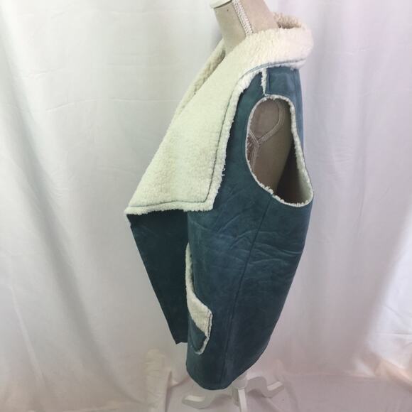 Naturals D&Co Faux Suede Sherpa Vest XS - Picture 10 of 16